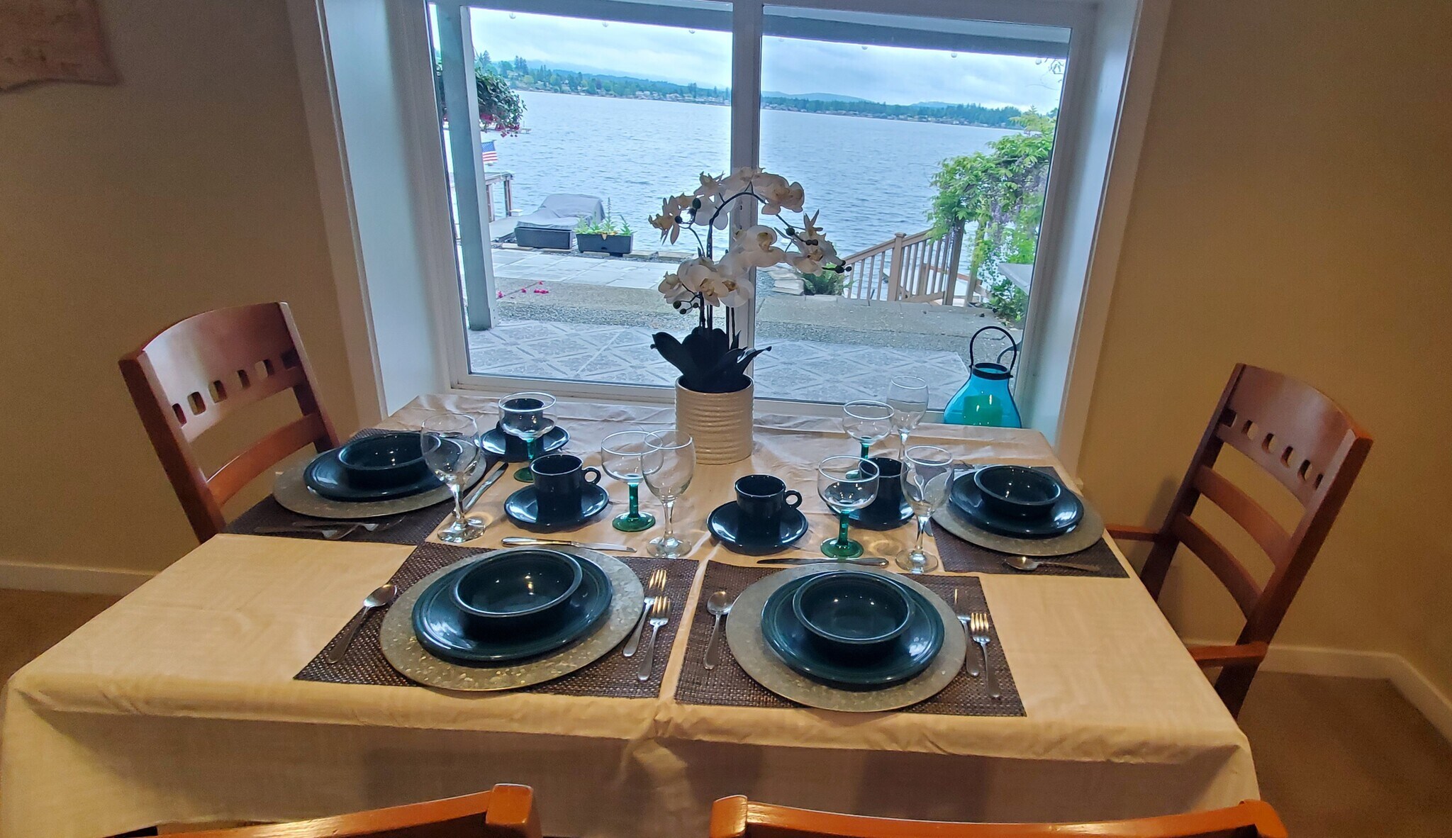 Building Photo - 1611 Vernon Rd