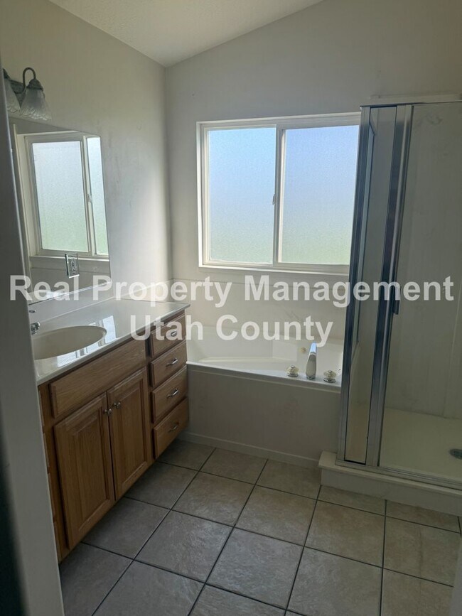 Building Photo - New Lower Price! Large Home in Lehi!
