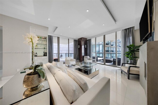 Building Photo - 9701 Collins Ave