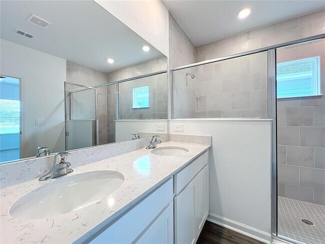 Building Photo - 4726 SW 83rd Lp