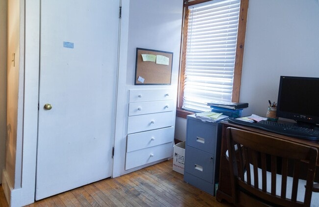 Building Photo - 180 Highland St