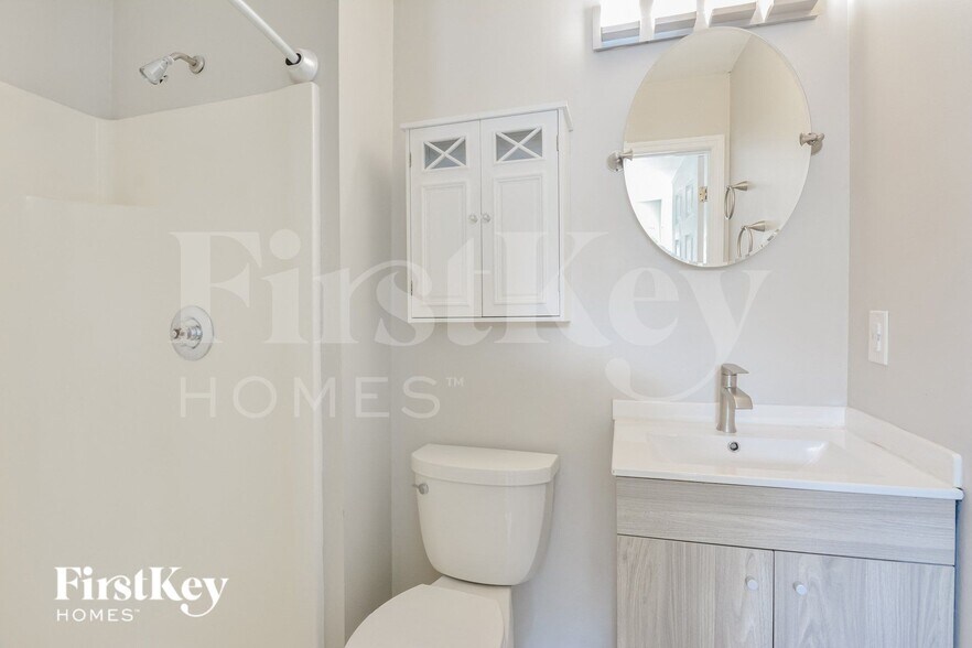 Building Photo - 1400 Navaho Trail