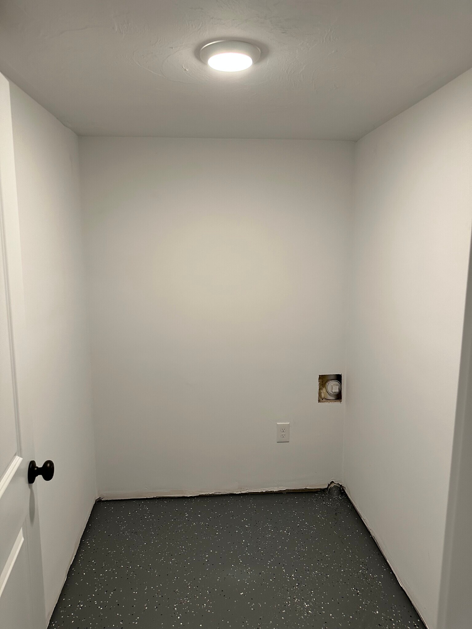 Building Photo - 35 Trapelo Rd