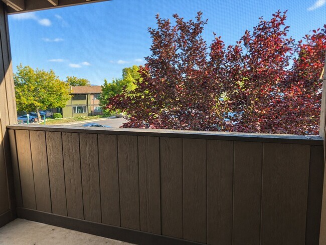 Building Photo - 2345 Tripp Dr