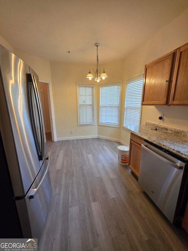 Building Photo - 207 Granite Way