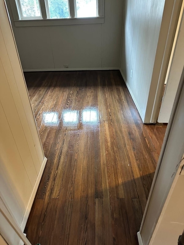 Building Photo - 517 Broad St