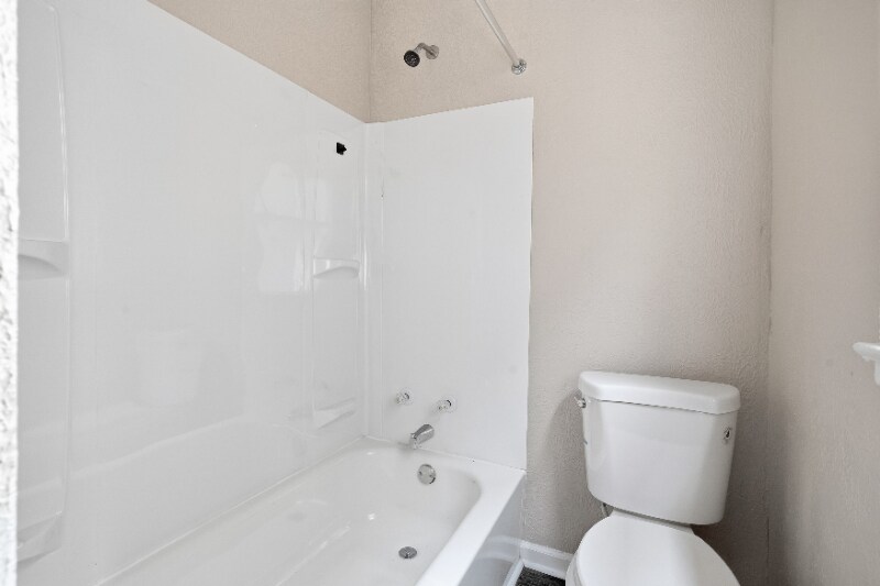 Building Photo - 105 Elmont St