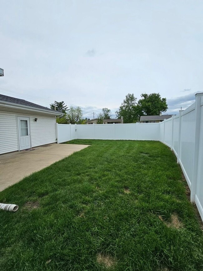 Building Photo - South Shores! 3 Bed, 1.5 bath