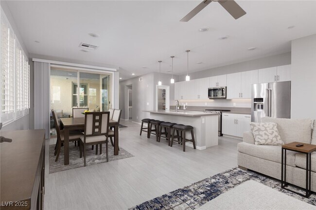 Building Photo - 11272 Gravitation Dr