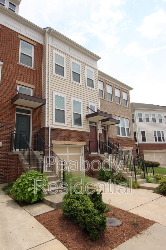 Building Photo - 42637 New Dawn Terrace