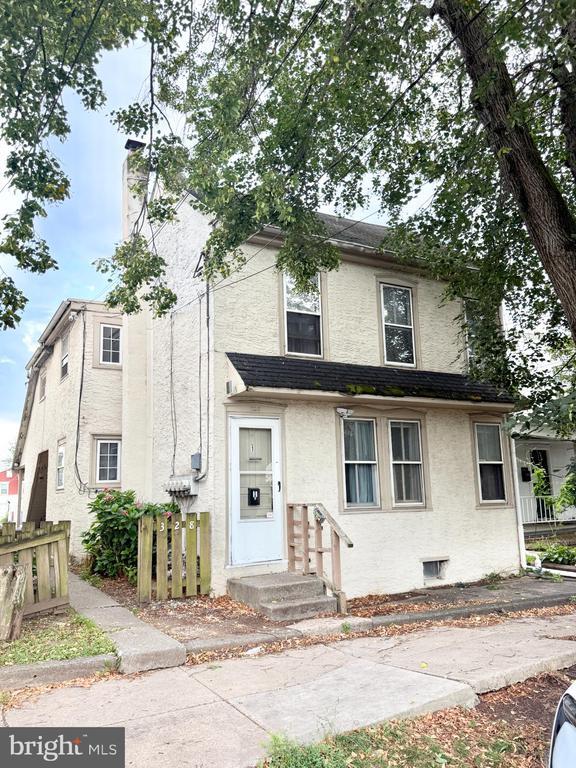 Building Photo - 328 South St