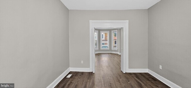 Building Photo - 1119 Montello Ave NE