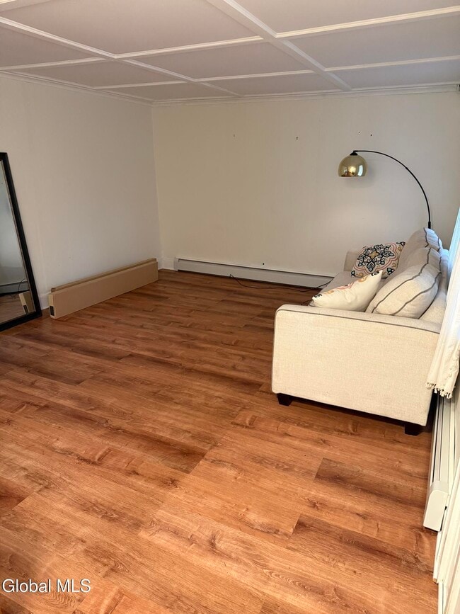 Building Photo - 60 Ash St