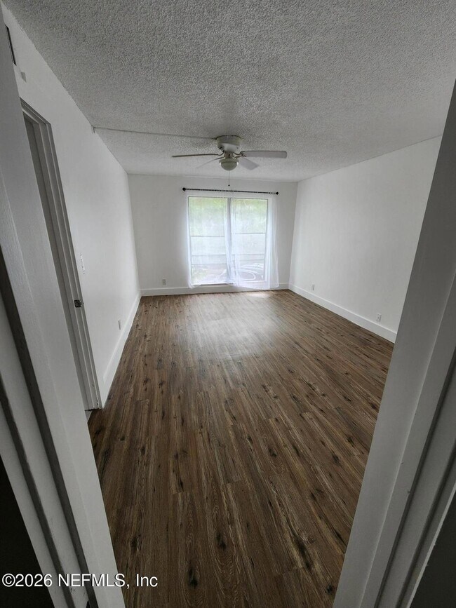 Building Photo - 517 Dotterel Rd