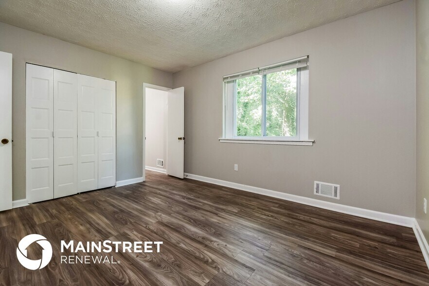 Building Photo - 6855 Red Maple Dr