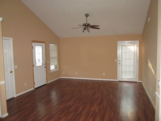 Building Photo - Cozy 3 Bedroom, 2 Bath Home in Saddlebrook