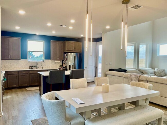 Building Photo - 232 Denali Wy