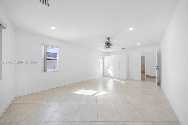 Building Photo - 6240 Gauntlet Hall Ln