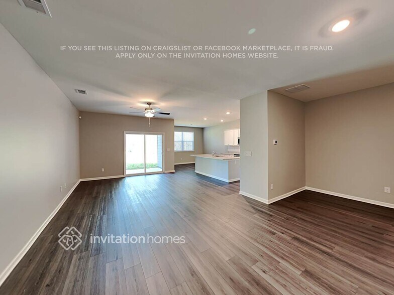 Building Photo - 105 Webster Cir