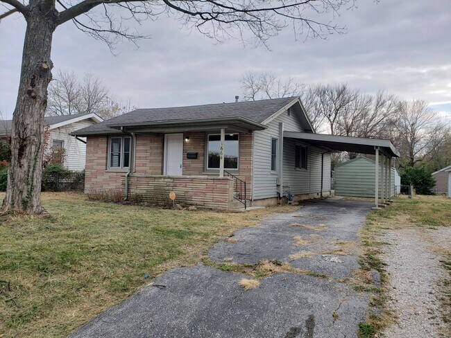 Building Photo - 1664 E Florida St