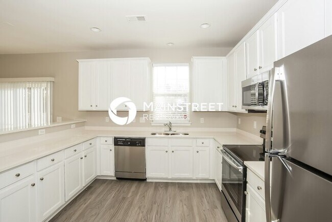 Building Photo - 3 Bedroom Pet-Friendly Home in Charlotte, ...