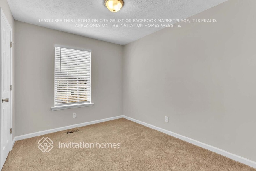 Building Photo - 1242 S Indian Creek Dr