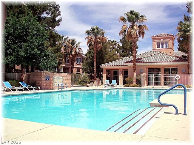 Building Photo - 251 S Green Valley Pkwy