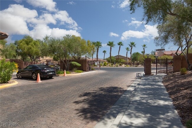 Building Photo - 1164 Campassole Ct