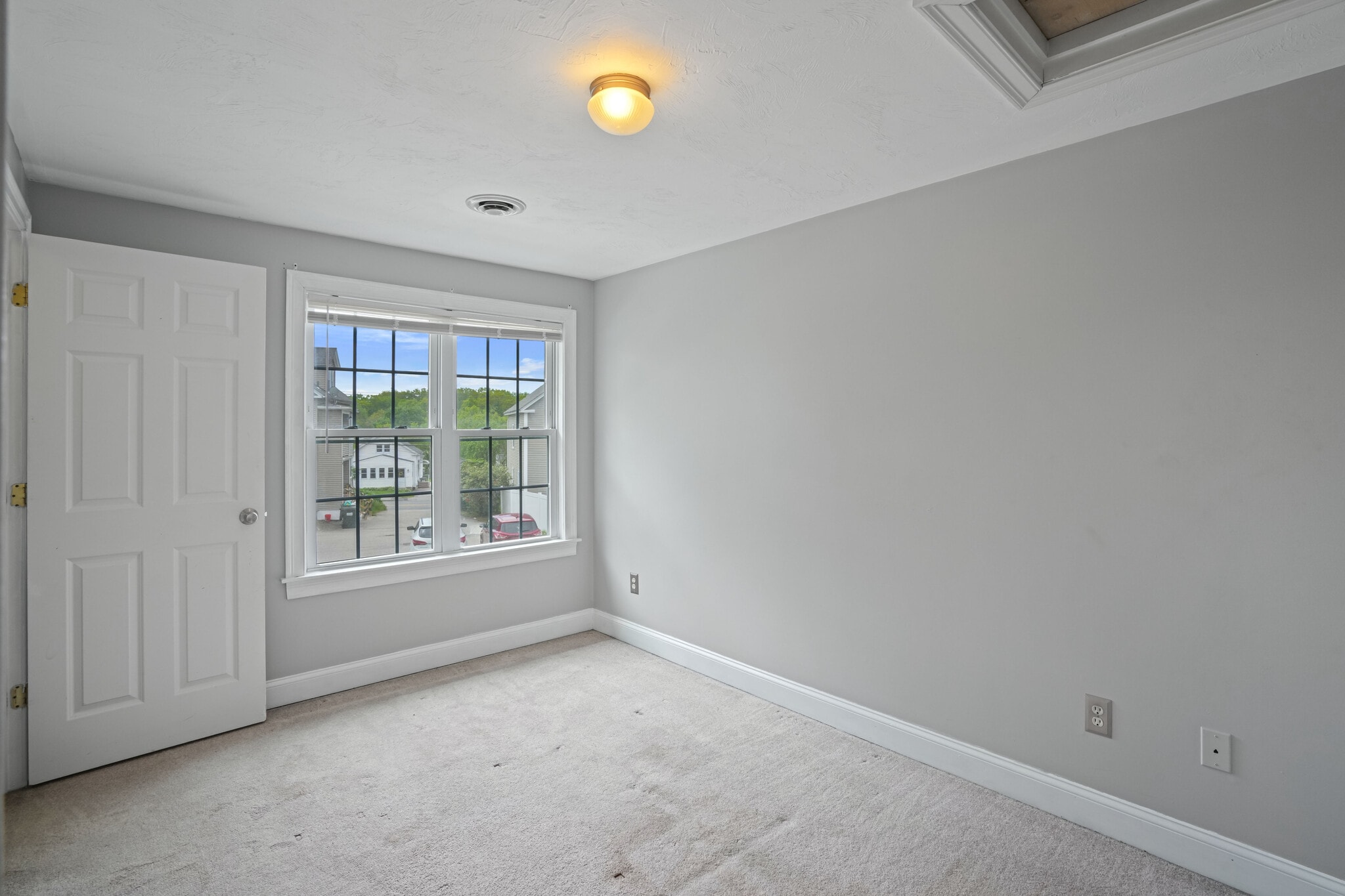 Second Bedroom - 1 Eddy St