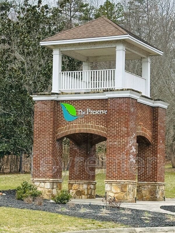 Building Photo - 109 Kirbyberry Rd