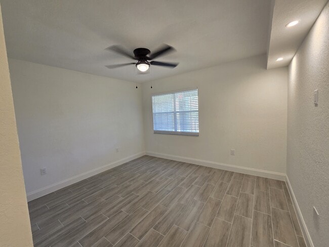 Building Photo - 2690 Coral Landings Blvd