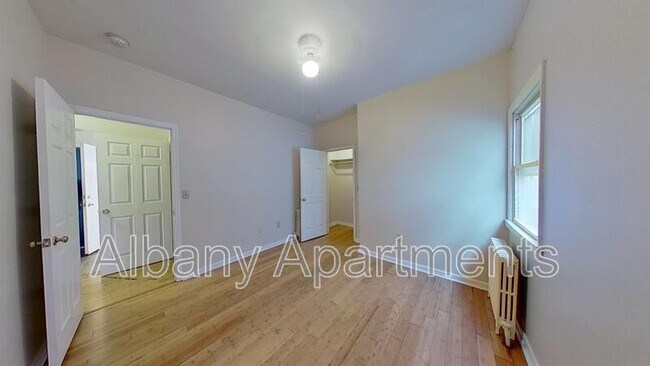 Building Photo - 71 S Allen St