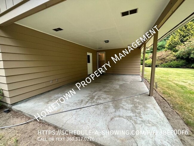 Building Photo - 3 Bedroom Rambler Available now!!