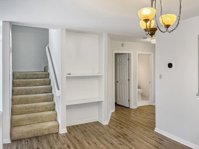 Building Photo - Holiday Special! – No Application Fee This Season! - 3 Bedroom Home with Pool Access - $150 Disco...