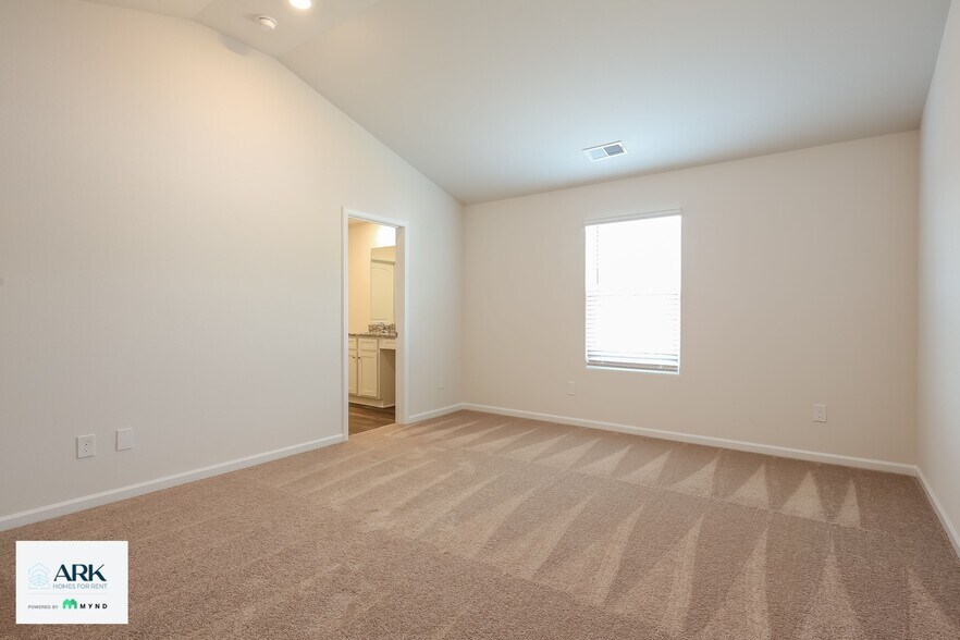 Building Photo - 6026 Mason Tucker Dr