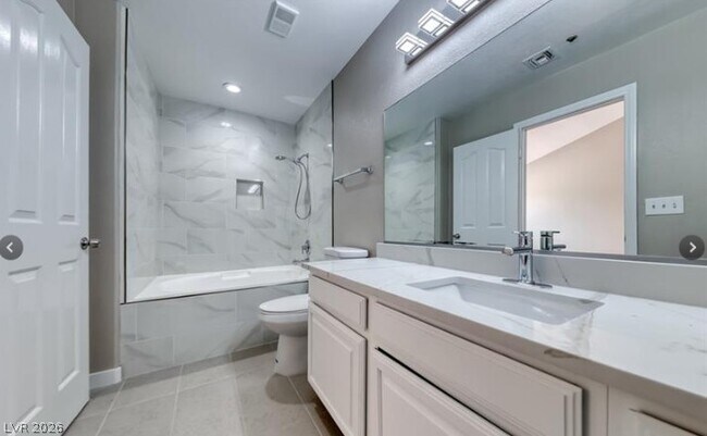 Building Photo - 2605 S Durango Dr