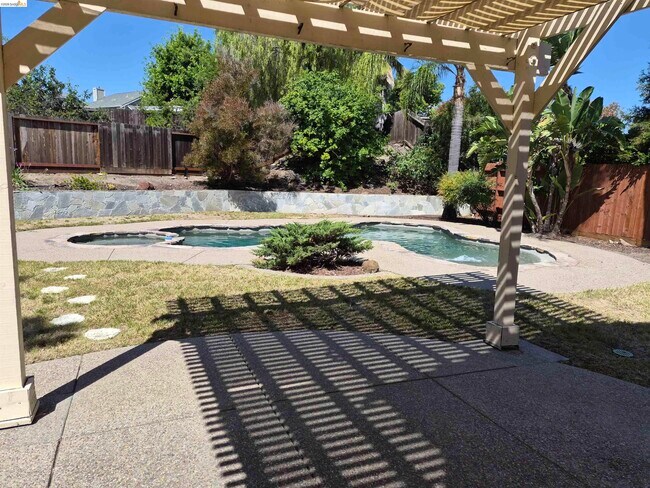 Building Photo - 4016 Caldera Way