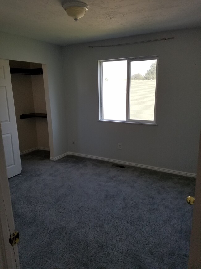 Bedroom 2 - 114 E 5050 S