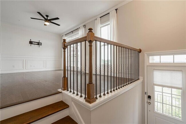 Building Photo - 416 Montclair Ct