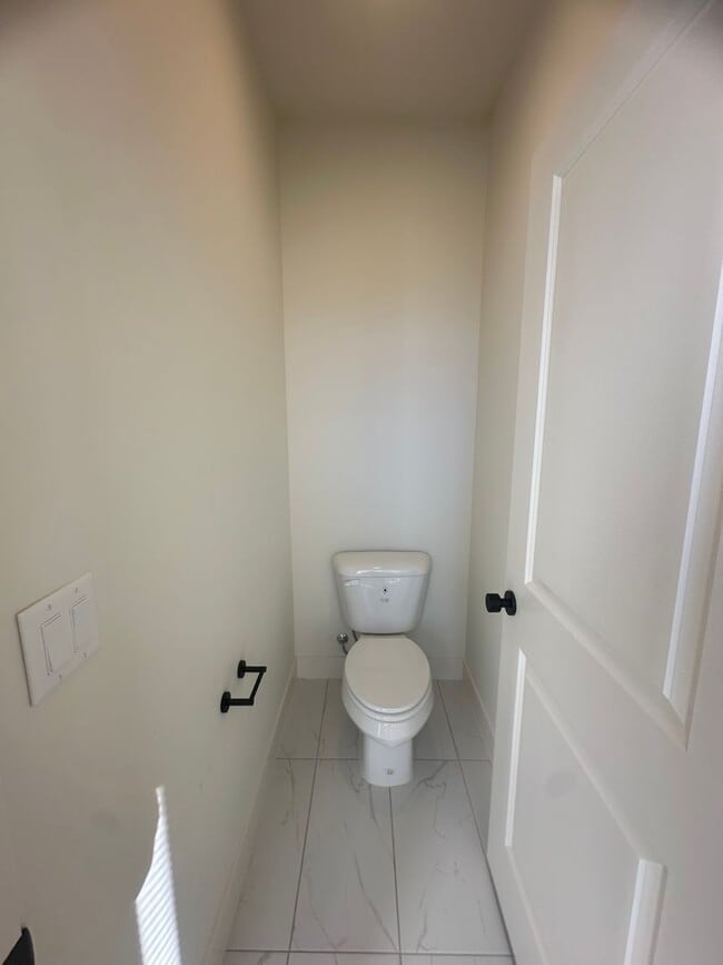 Building Photo - Beautiful New 4 Bedroom Home in Cedar City!