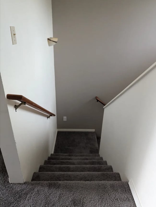 Building Photo - 2501-2503 Xenia St