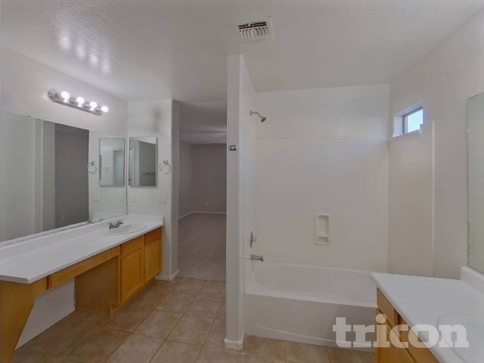 Building Photo - 42309 W Desert Fairways Dr