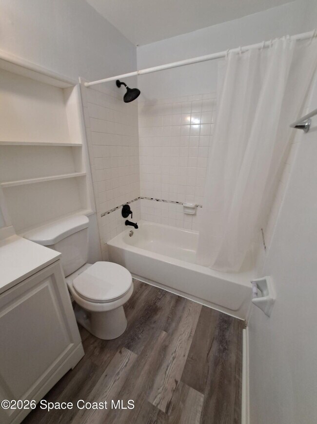 Building Photo - 1750 James Rhodes Pl