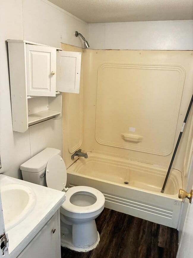 Building Photo - 2322 Sandy Ridge Dr