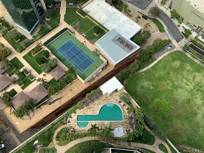 Building Photo - Koolani 4008