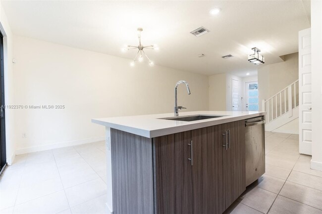 Building Photo - 15824 NW 91st Ct