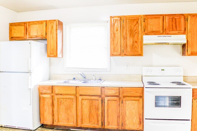 Building Photo - 1026 Stainback St