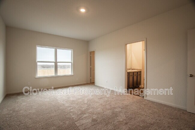 Building Photo - 4031 Trail de Paris