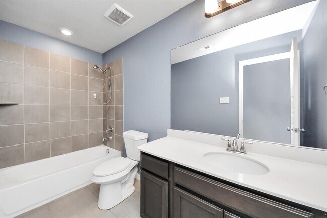 Building Photo - 931 Barstow Dr