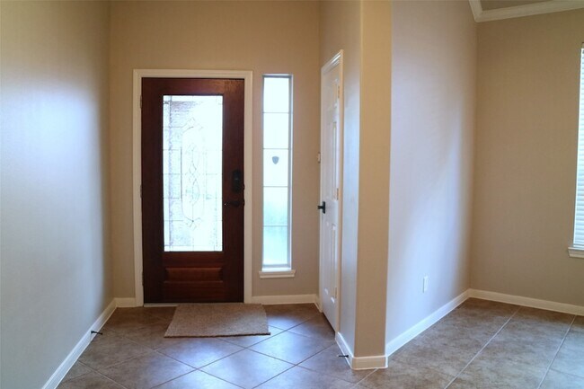 Building Photo - 22017 Royal Timbers Dr